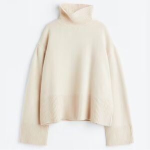 H&M Wool Cream and Black Detailed Turtleneck Sweater